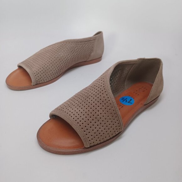 Sole Society Flats Colvan Perforated Suede D'Orsay Style Slip On Womens 7.5 NEW - Picture 7 of 13